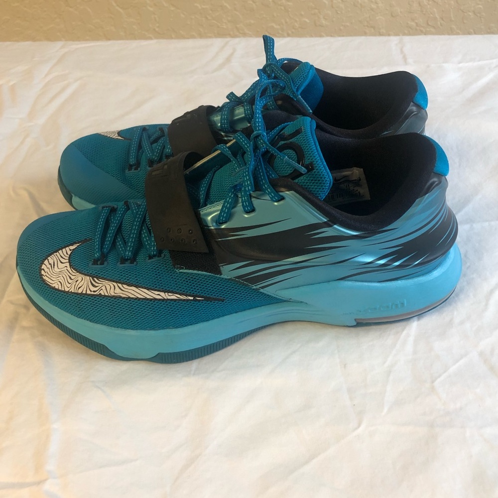 KD Nike Zoom size 10